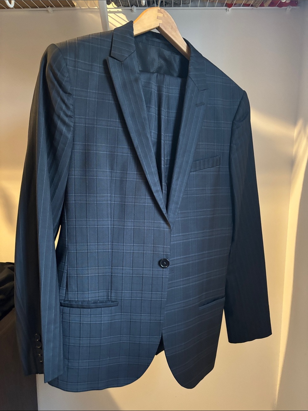 Simons Charcoal Gray Windowpane Wool Stretch Suit 40T – 1 Button